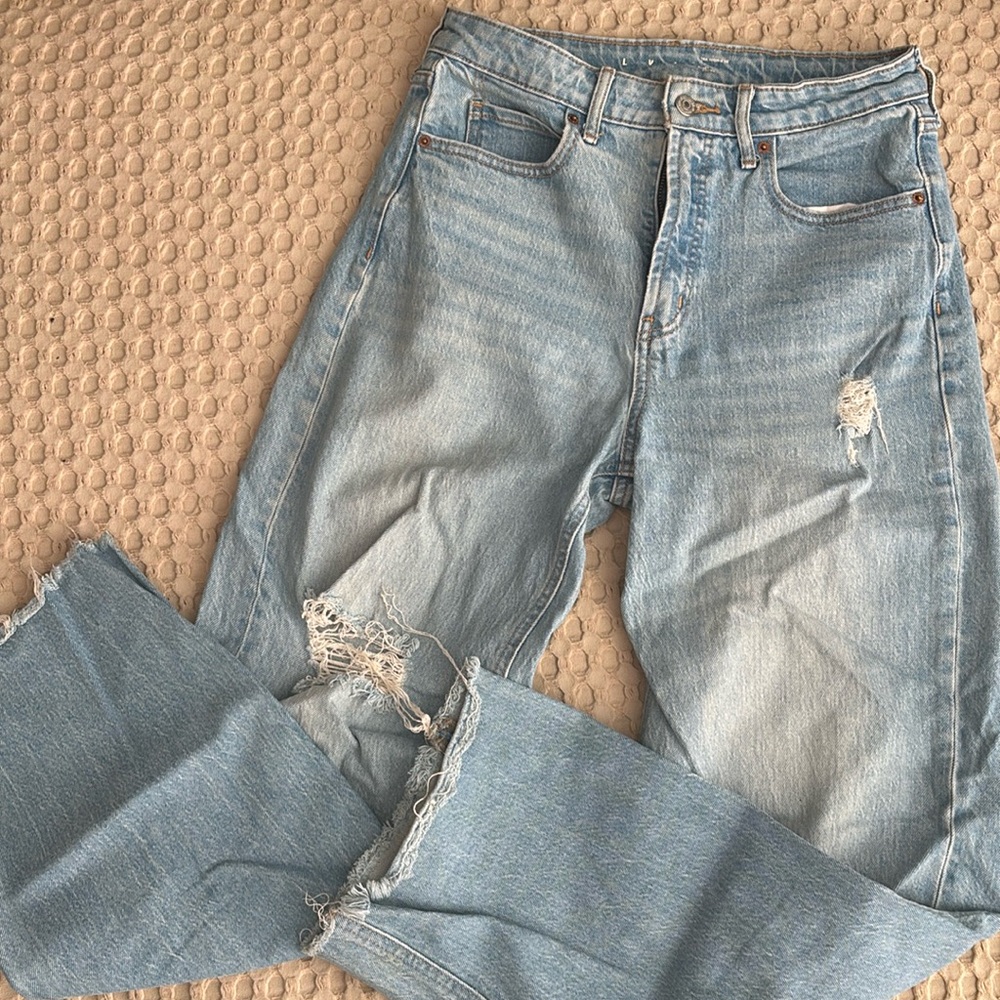 OLD NAVY Extra High Rise Sky Hi Wide jeans • Size 4
